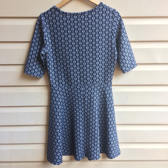OVS Skater Dress Black, Blue Geometric Print SZ L - Picture 6 of 7